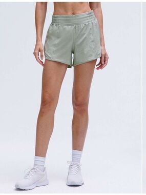 Lululemon Hotty Hot High-Rise Lined Shorts